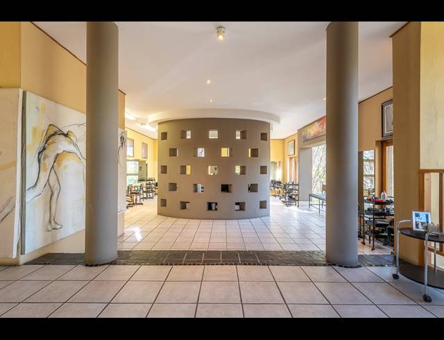 3 BEDROOM FREEHOLD FOR SALE IN GLENVISTA